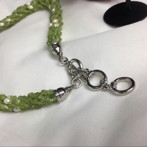 Peridot & Pearl Beaded Necklace & Earring Set - Picture 7 of 8